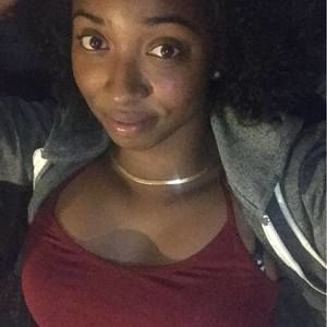 Meet your Posher, Jasmine